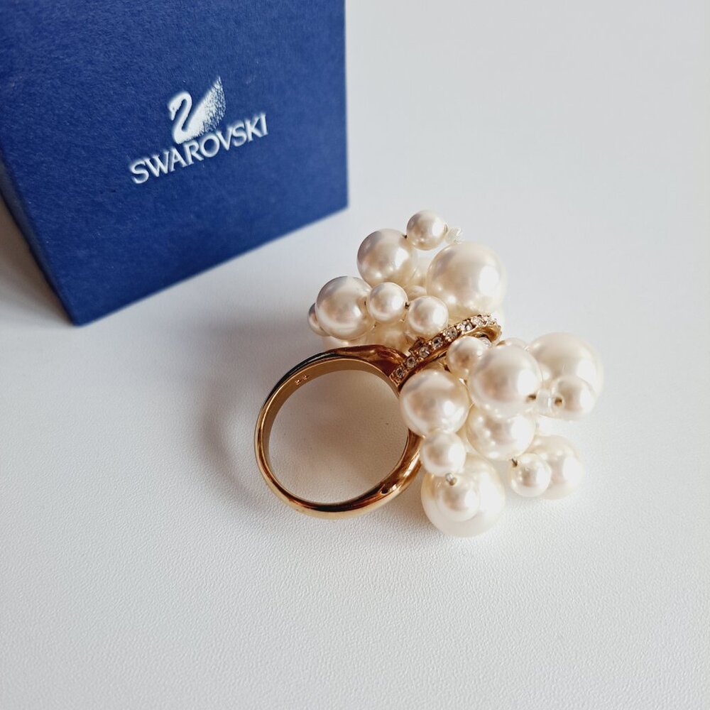 New Signed Swarovski Statement Gold Ring With Pea… - image 1
